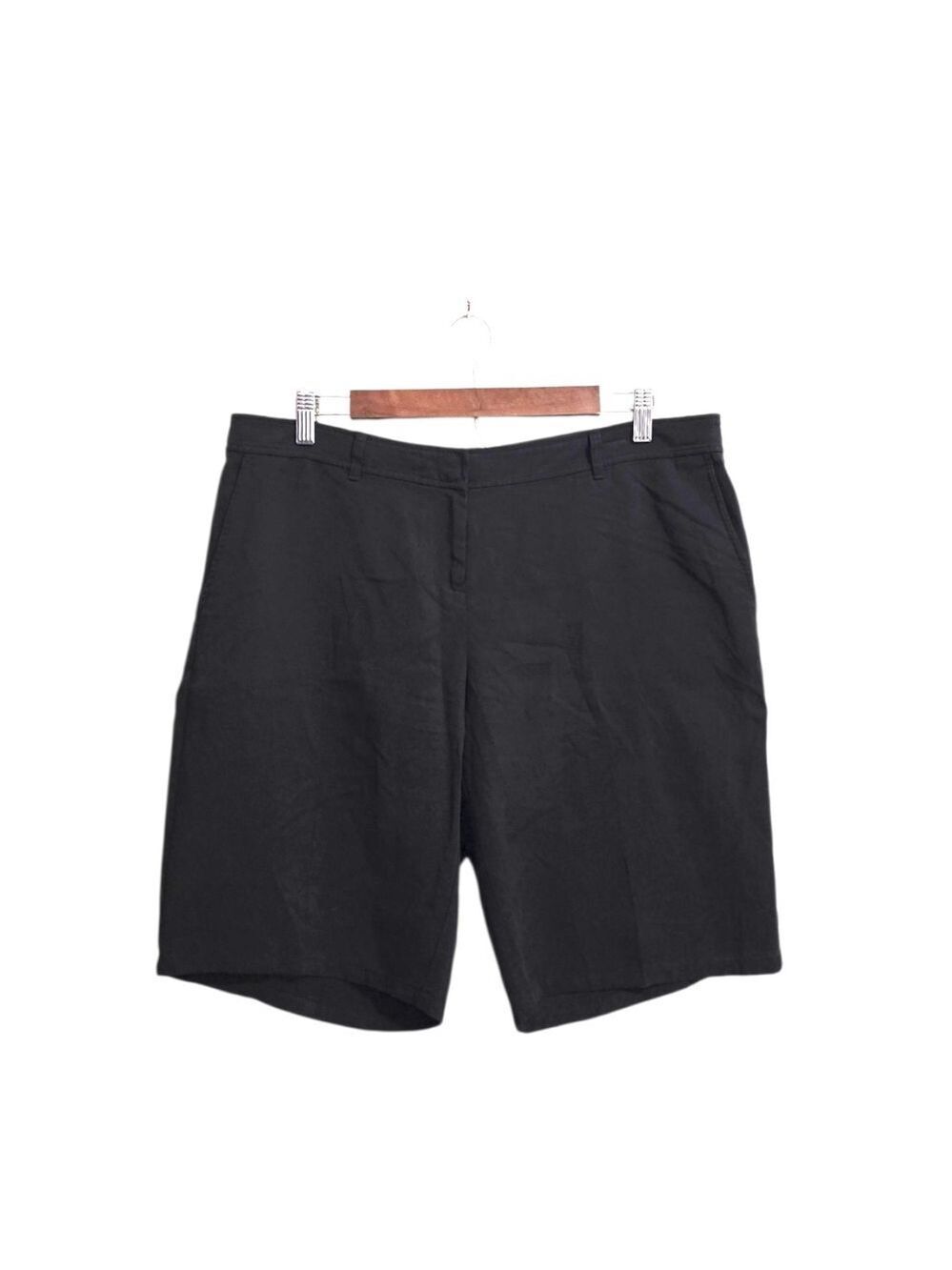Eileen Fisher Tencel Tapered Lightweight Mid-Rise Shorts In Black Sz PL